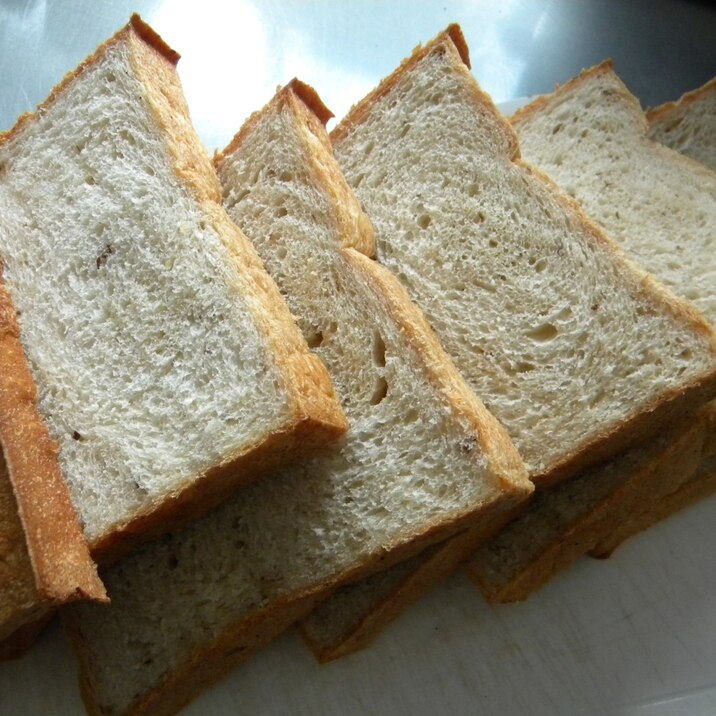 プルーンピューレで作る食パン